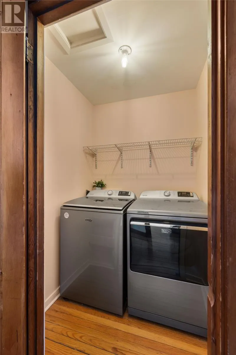 98 Campbell Avenue