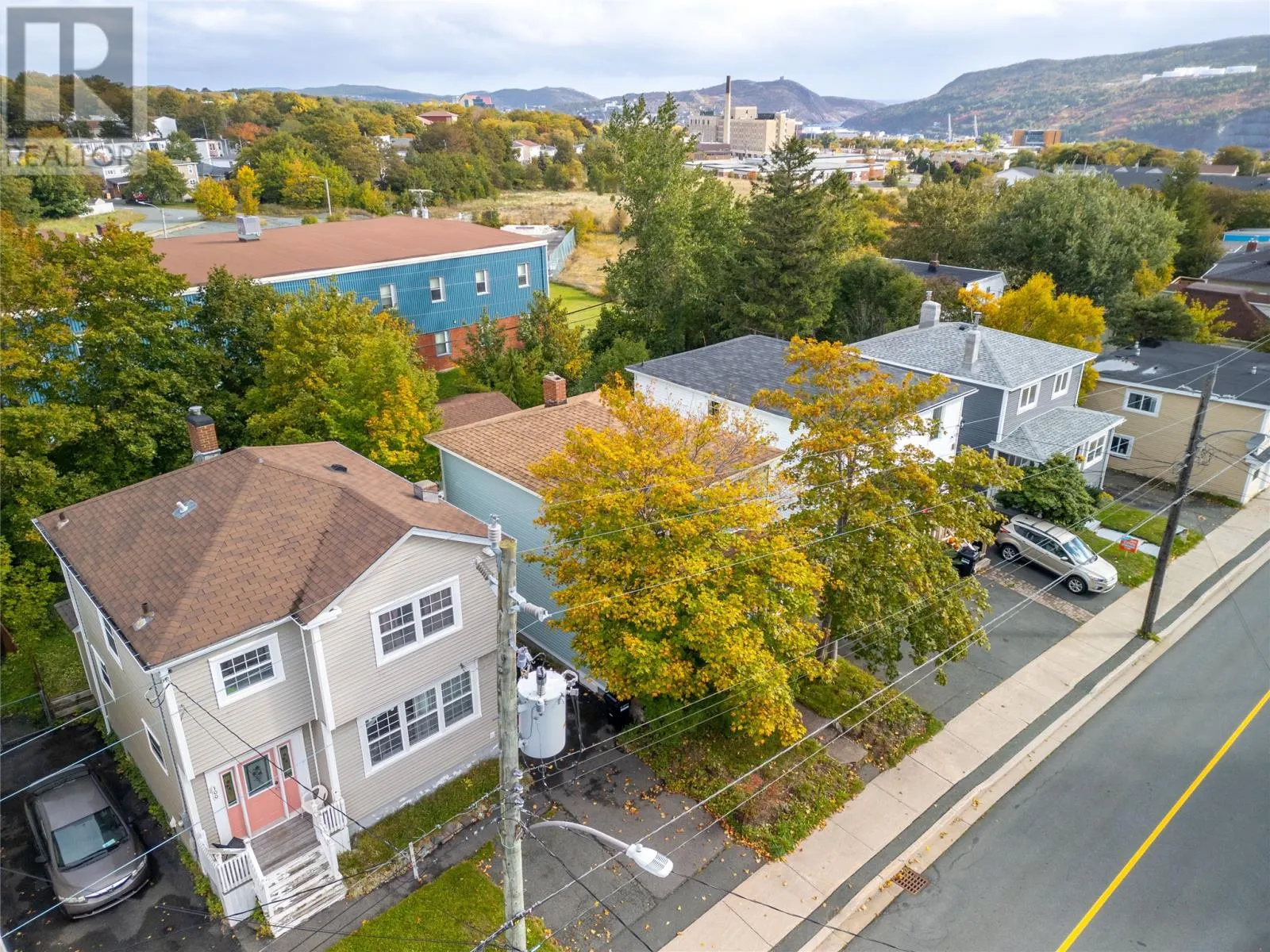 98 Campbell Avenue