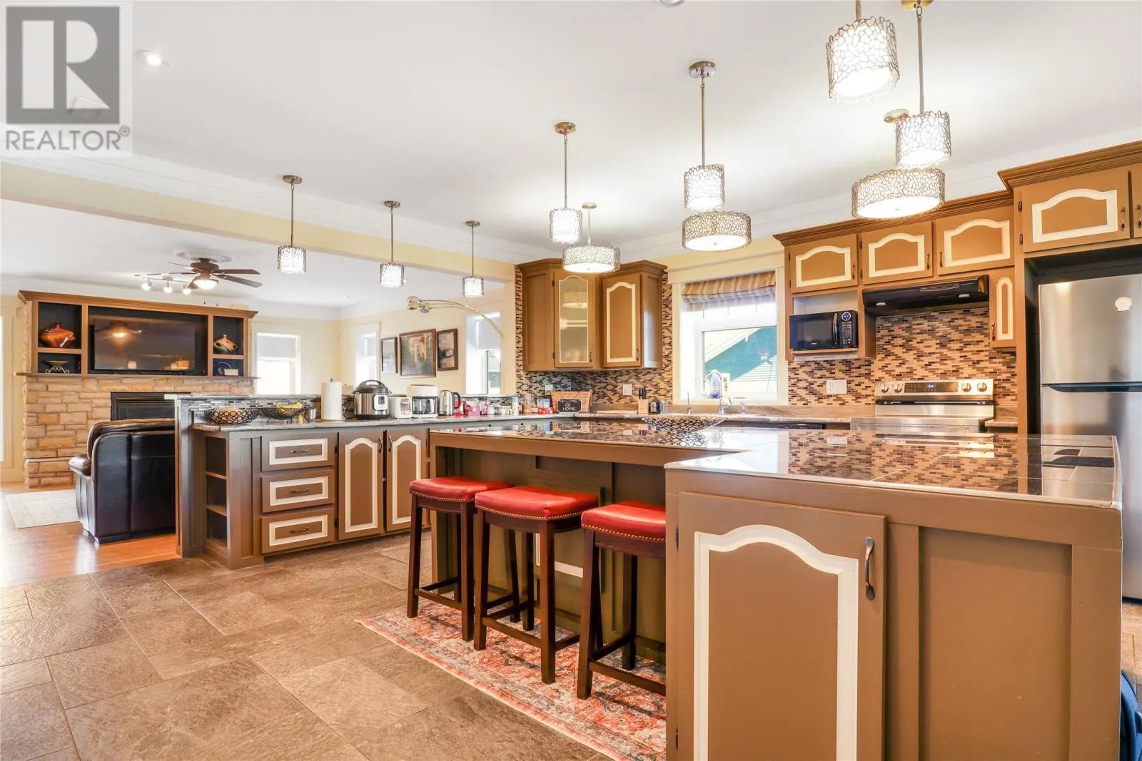 557 Thorburn Road