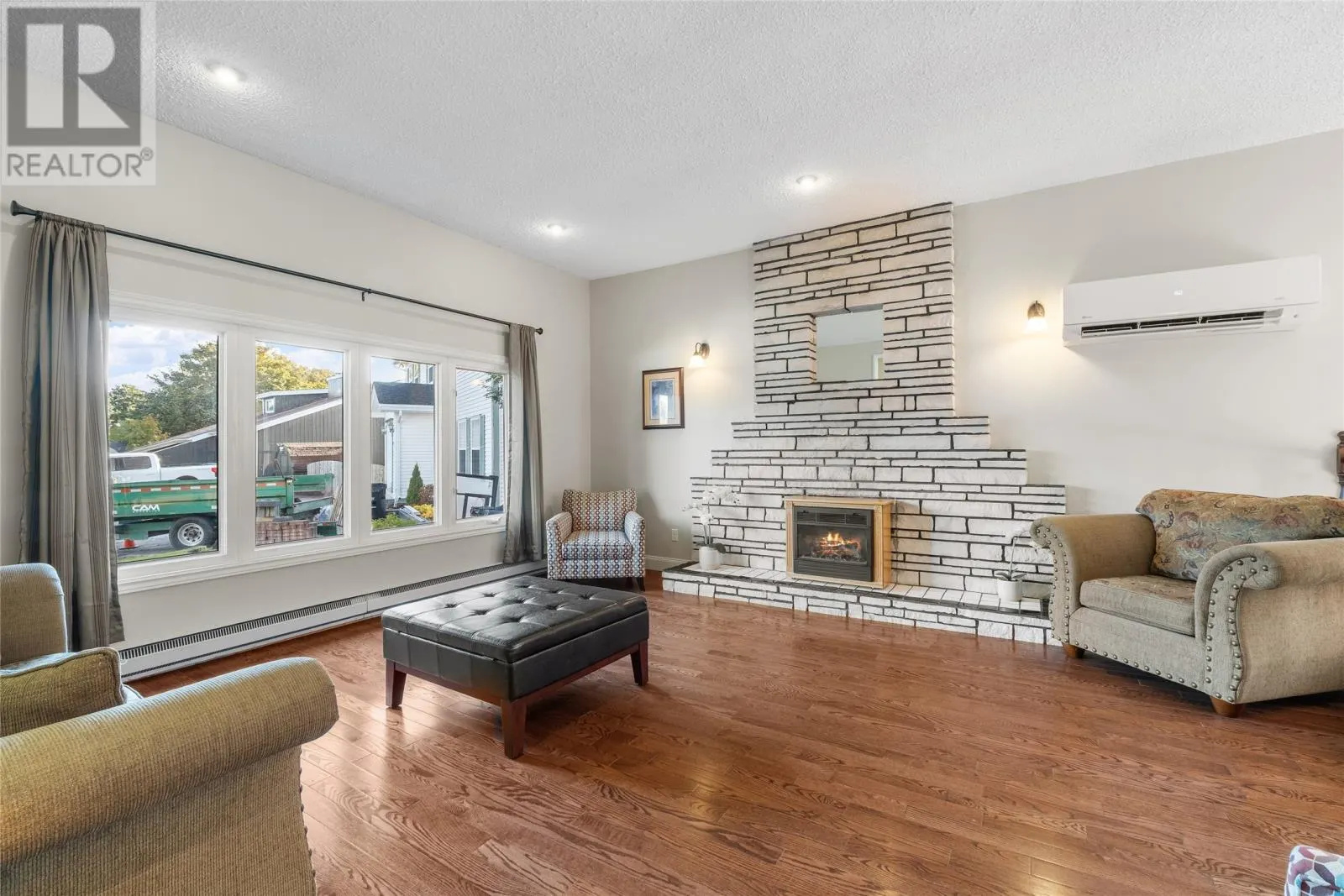 6 Lawlor Place