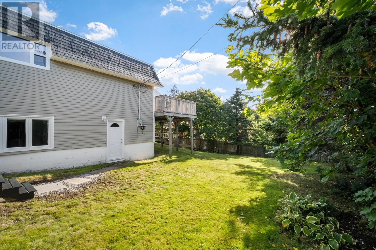 6 Lawlor Place