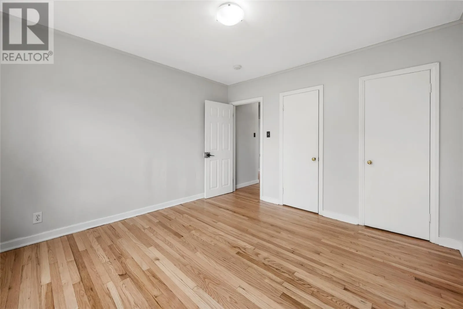 11 Anderson Avenue