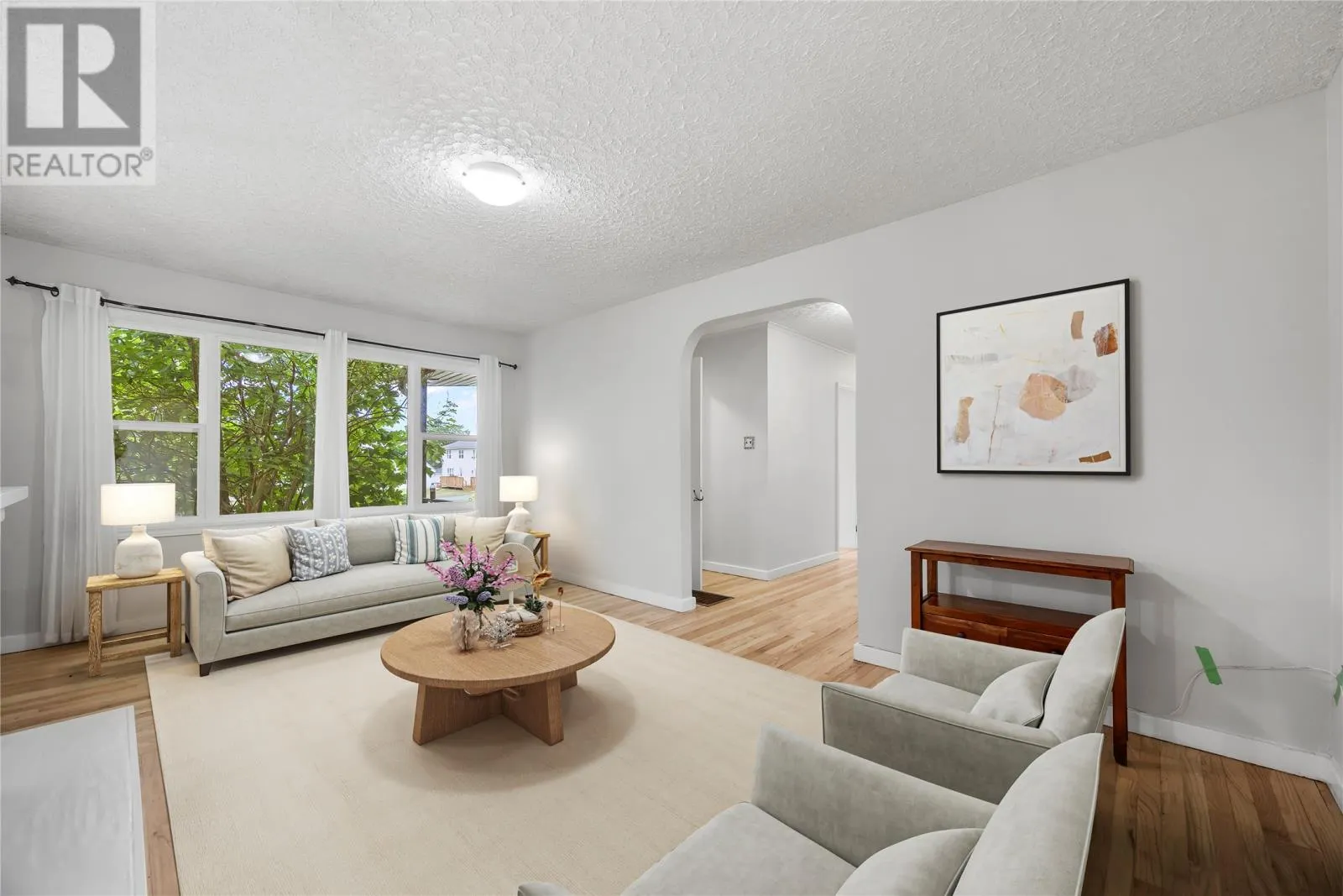 11 Anderson Avenue