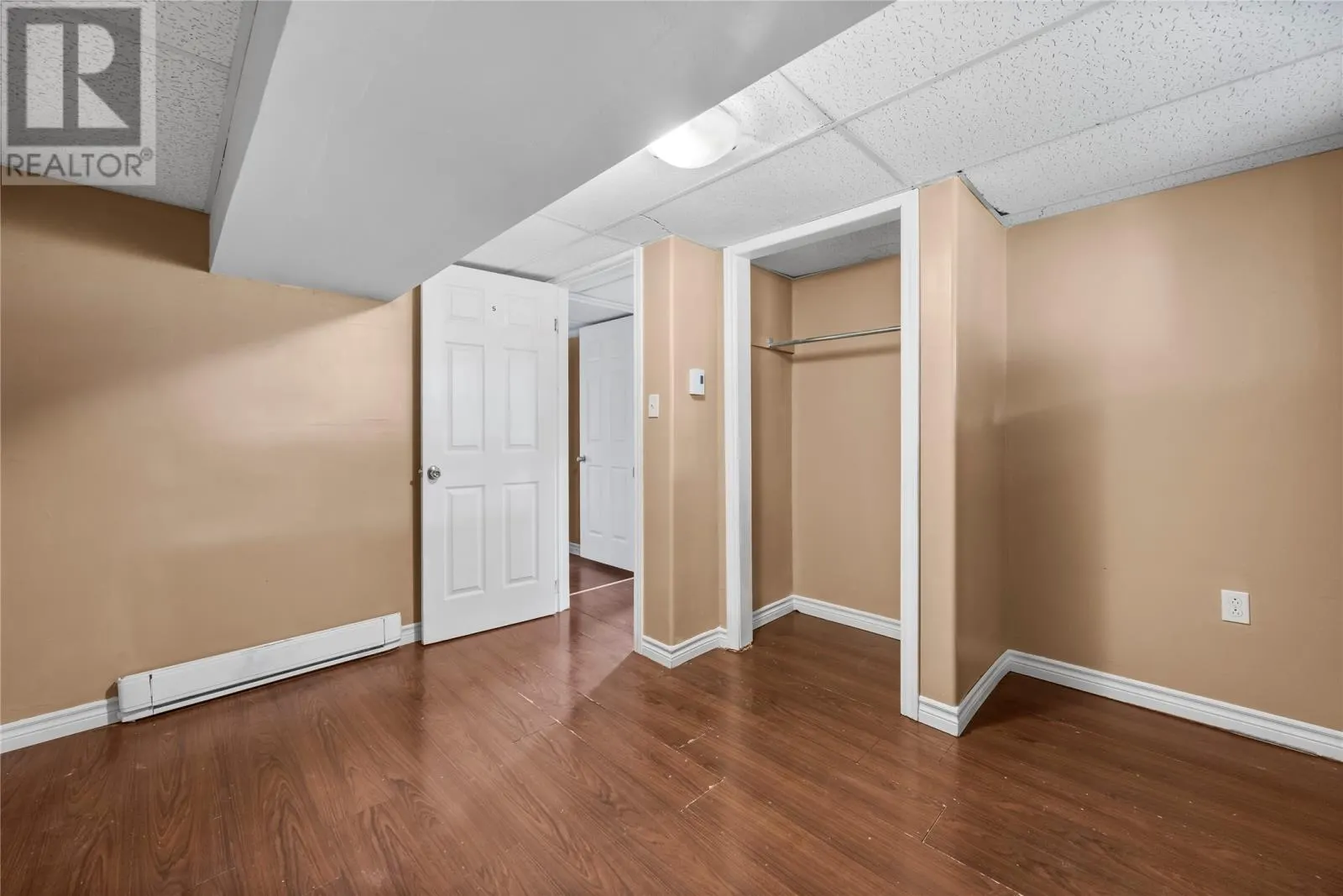 11 Anderson Avenue