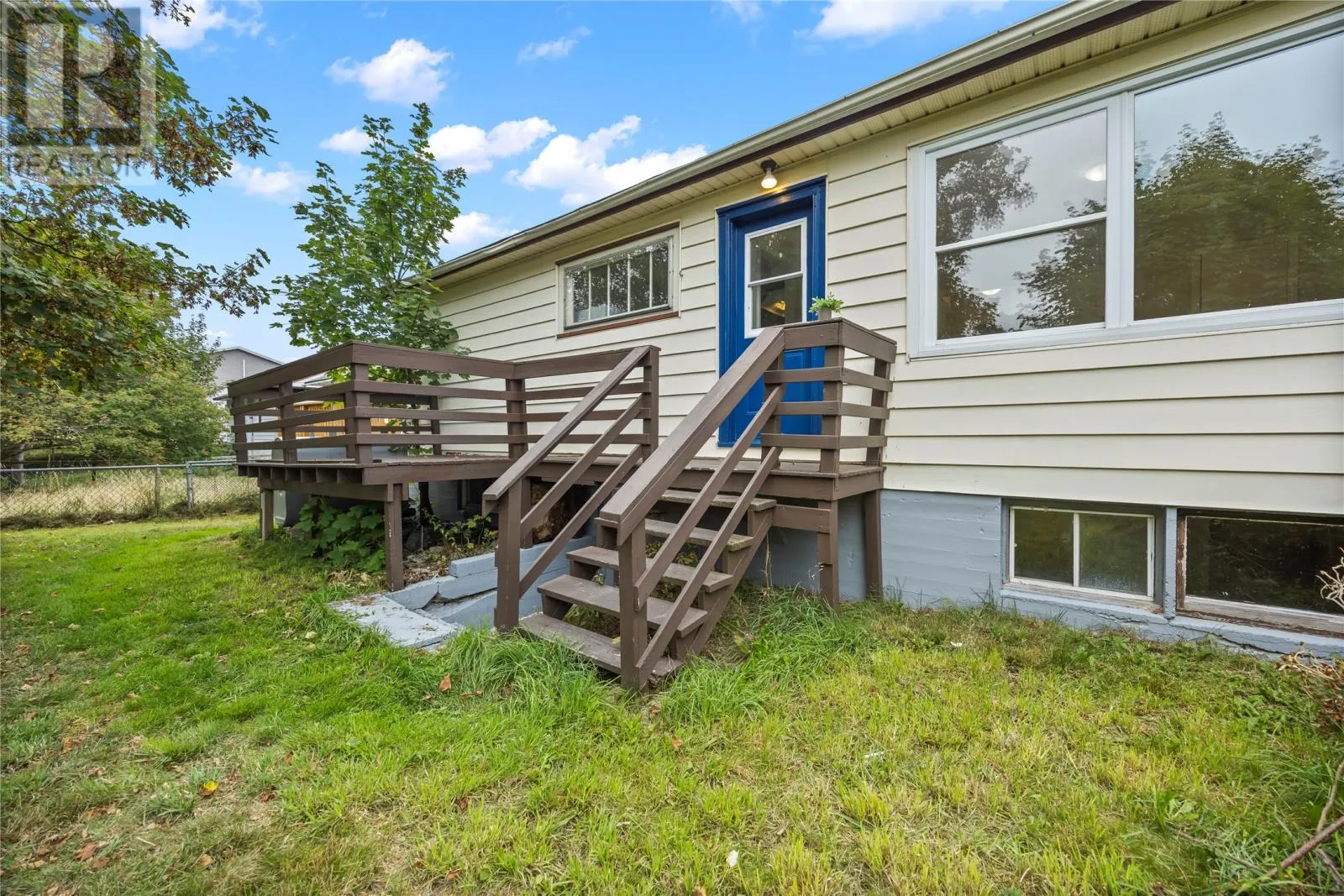 11 Anderson Avenue