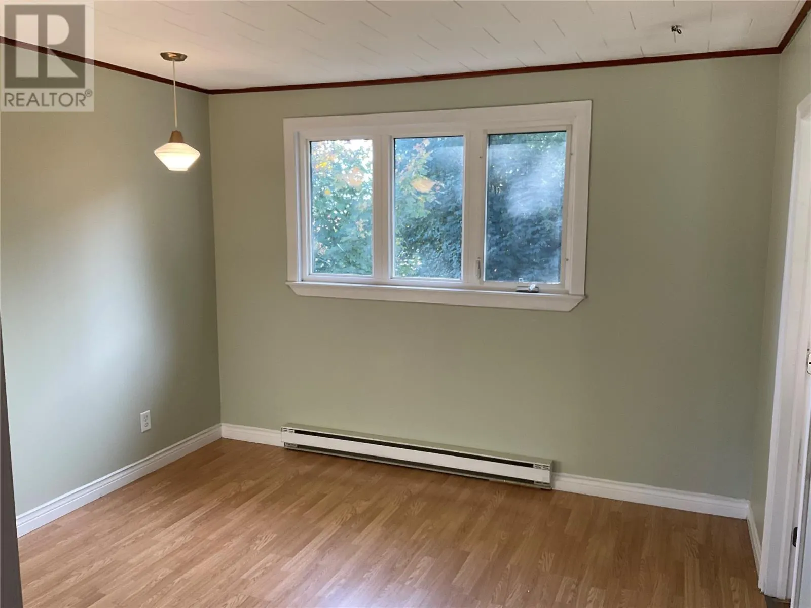 1 Cambridge Avenue