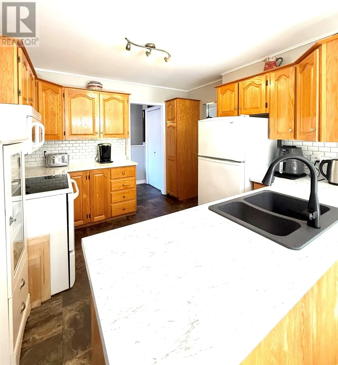 3 Emerald Avenue