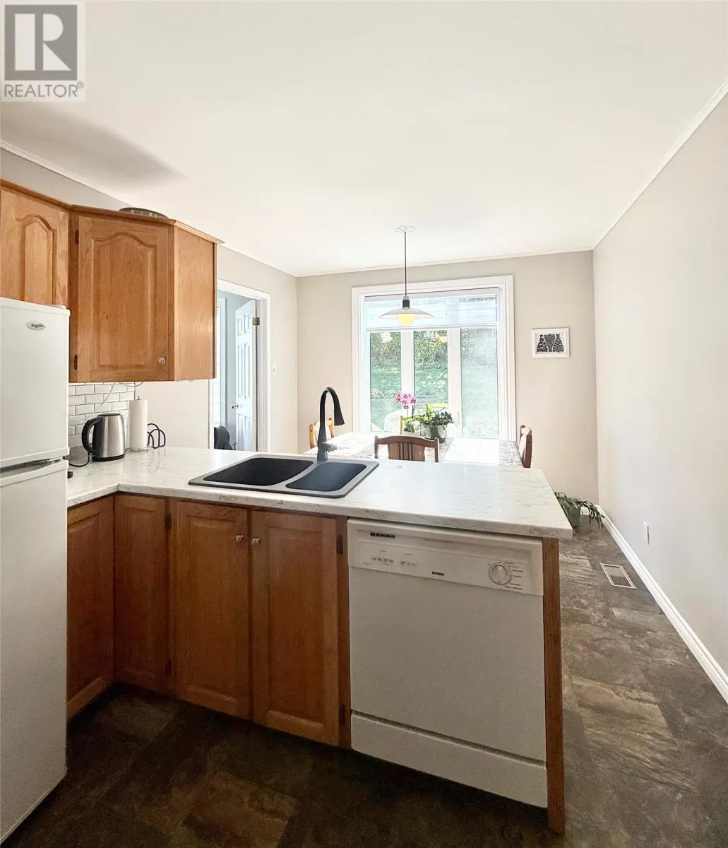 3 Emerald Avenue