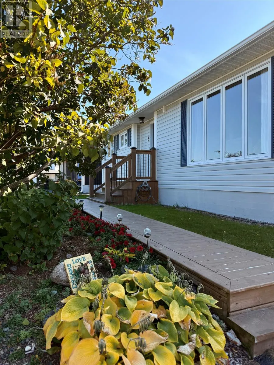 3 Emerald Avenue