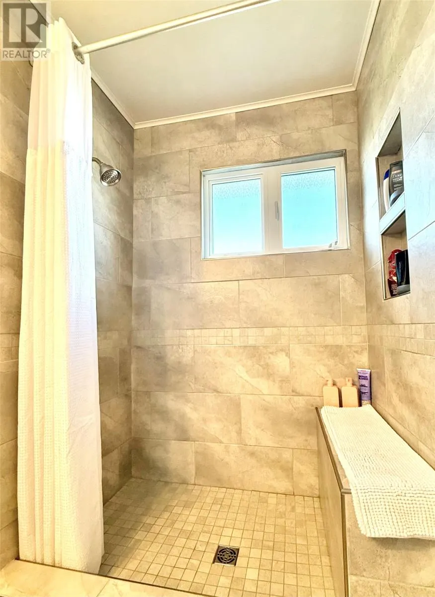 3 Emerald Avenue