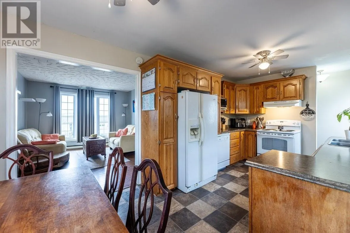 2 Sunset Street