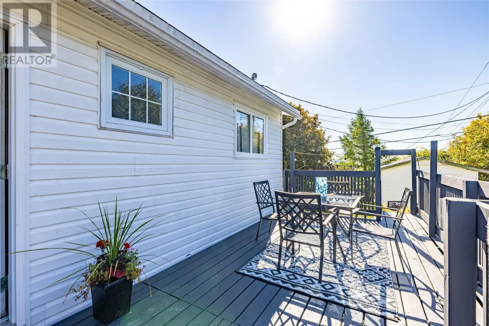 2 Sunset Street