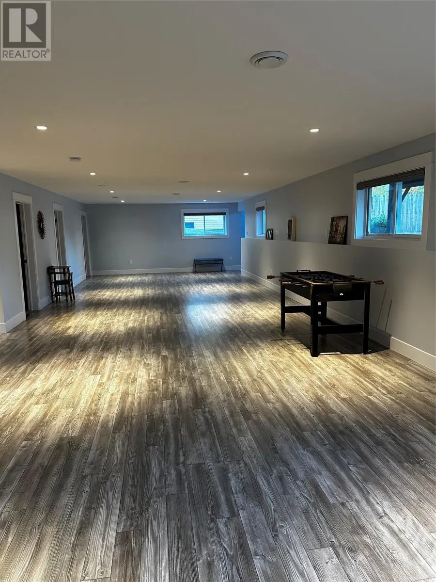 15 Ivany's Road
