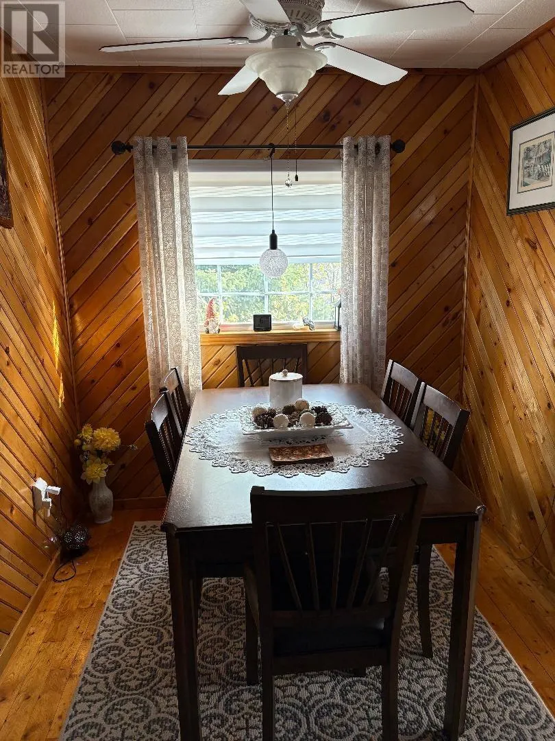 23 Middle Road