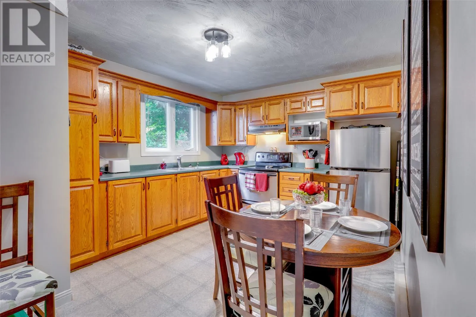 21b Chapman Crescent