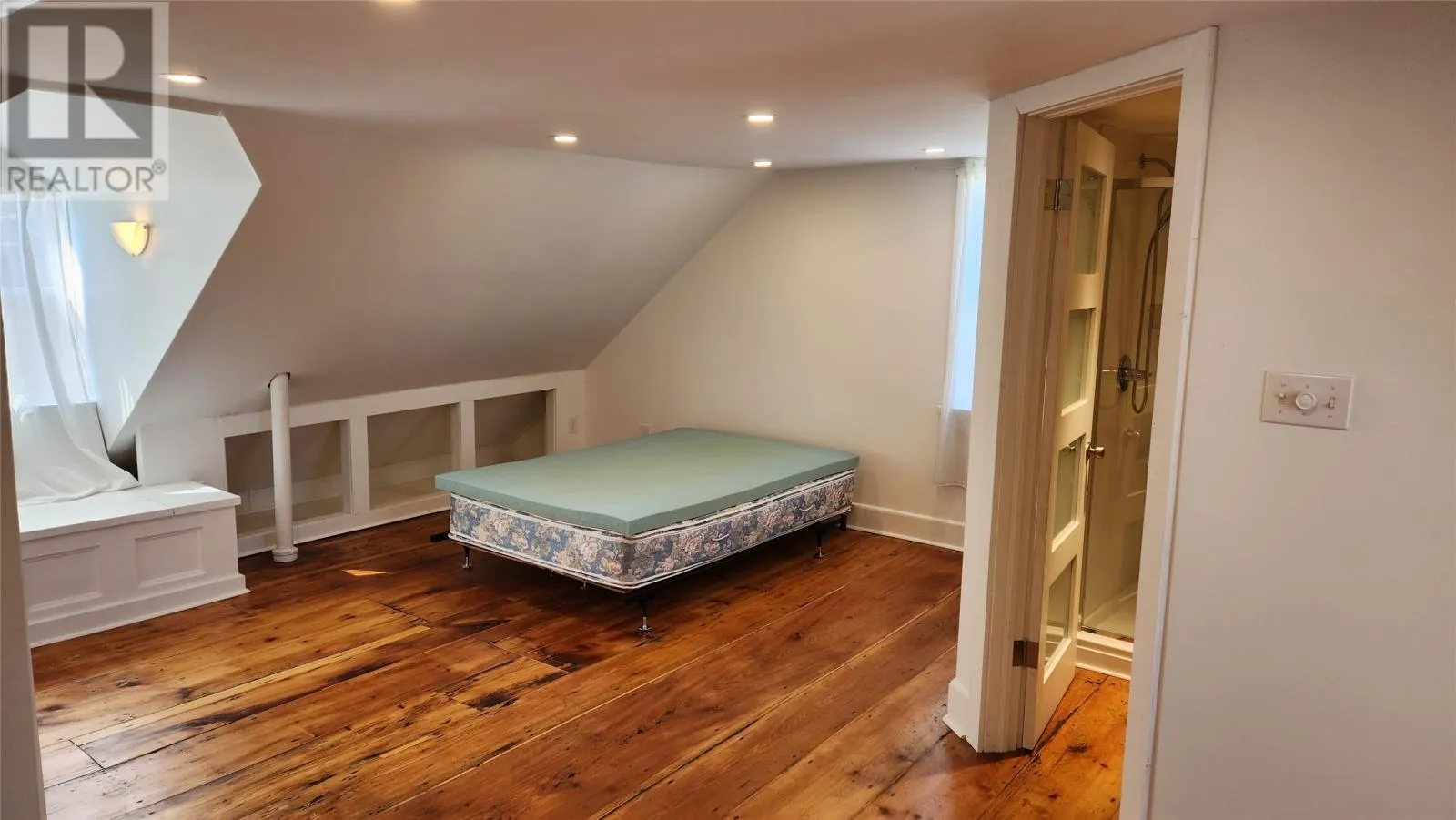 35 Monkstown Road