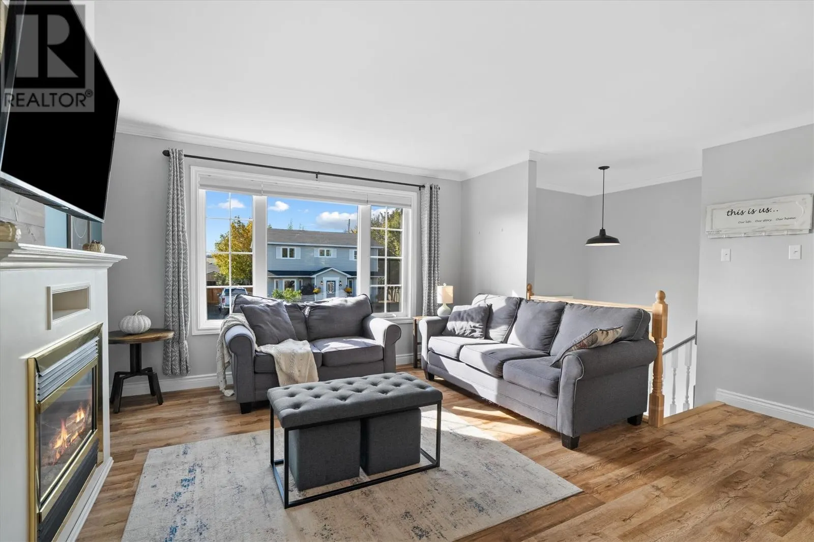32 Windfall Crescent