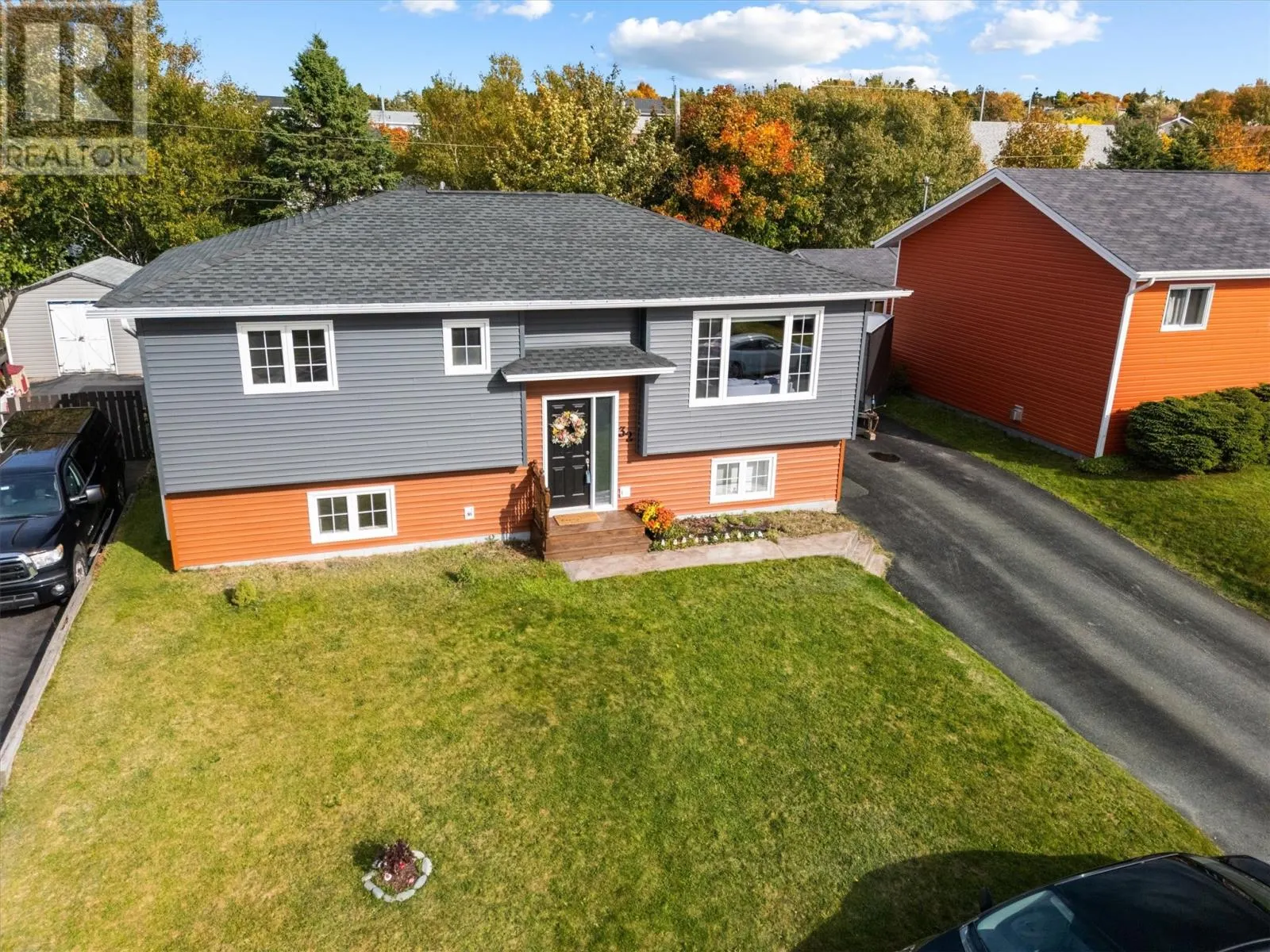 32 Windfall Crescent