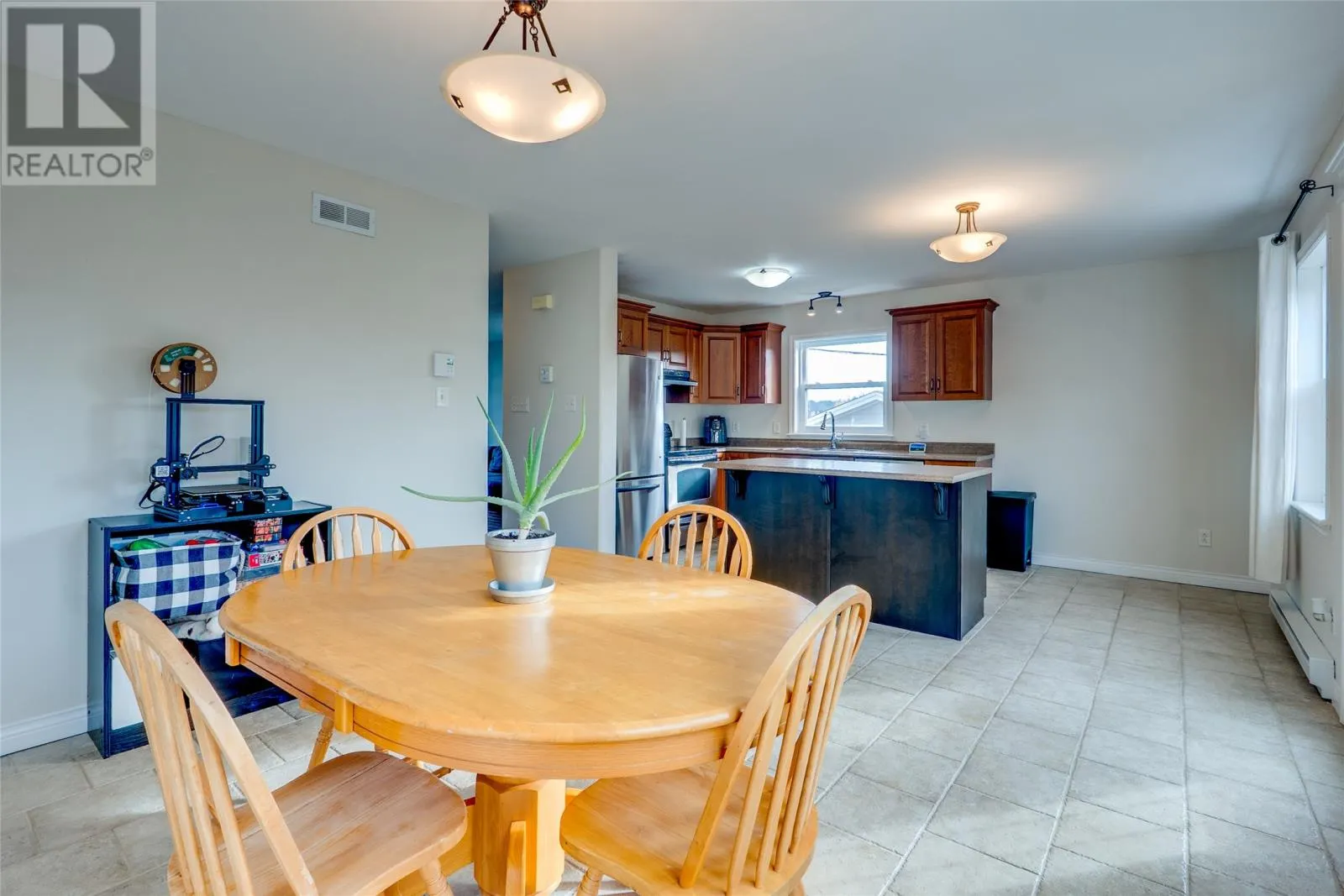 7 Hayfield Place