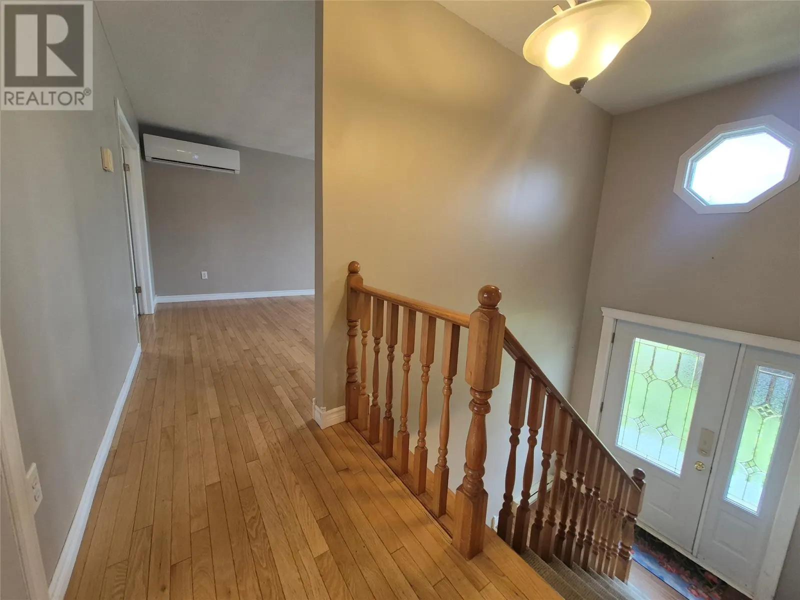 19 Ireland Drive