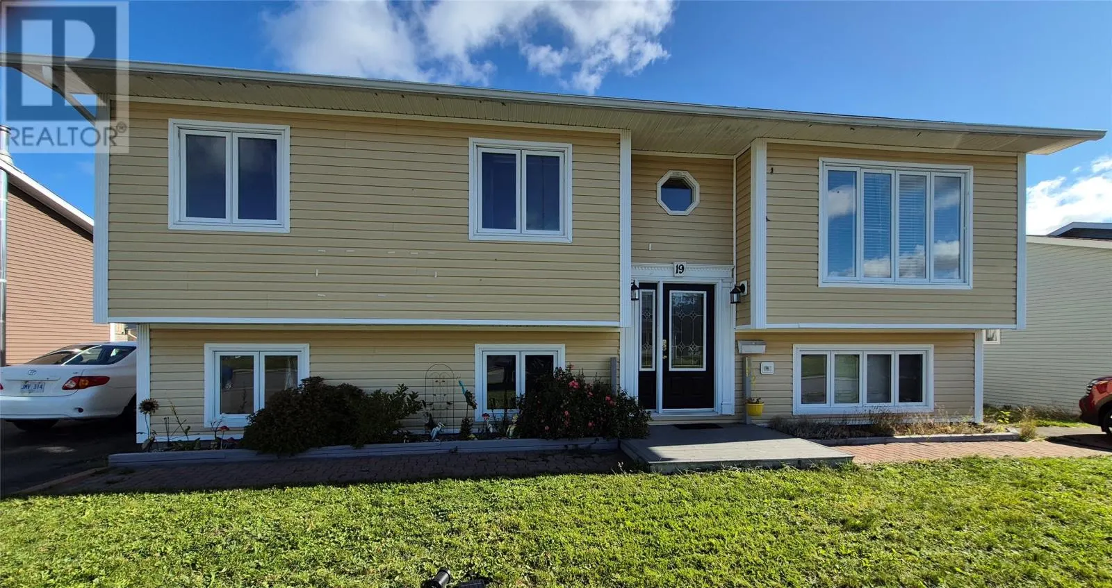 19 Ireland Drive