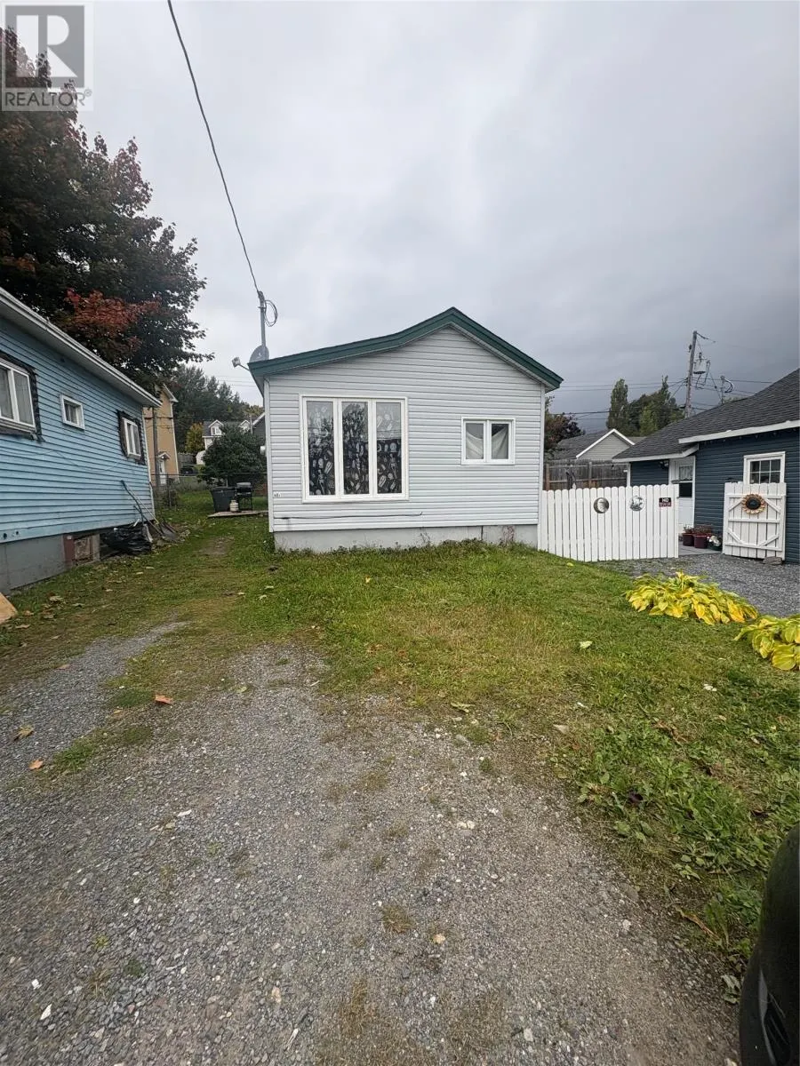42 Poplar Road