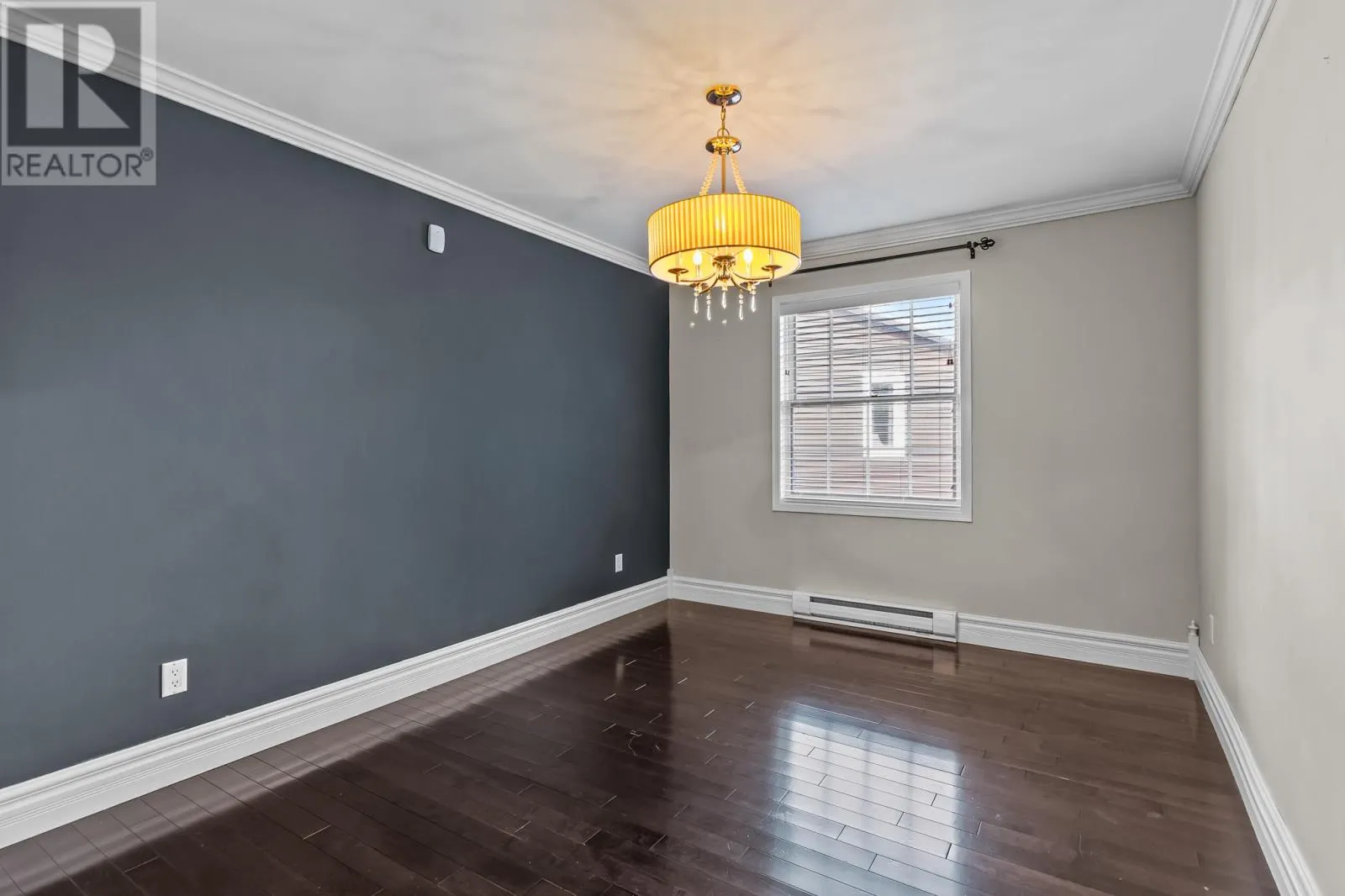 25 Mountbatten Drive