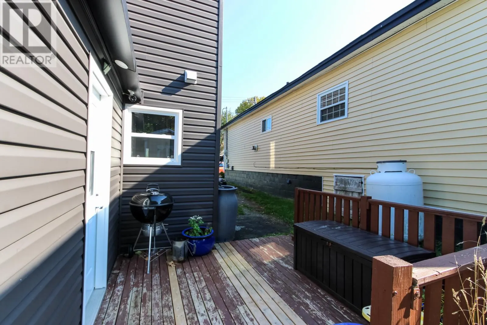 33 Aldershot Street