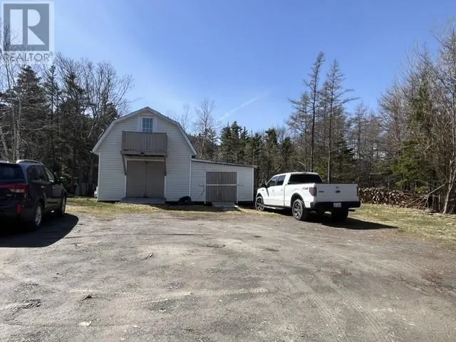 106 Pond Road