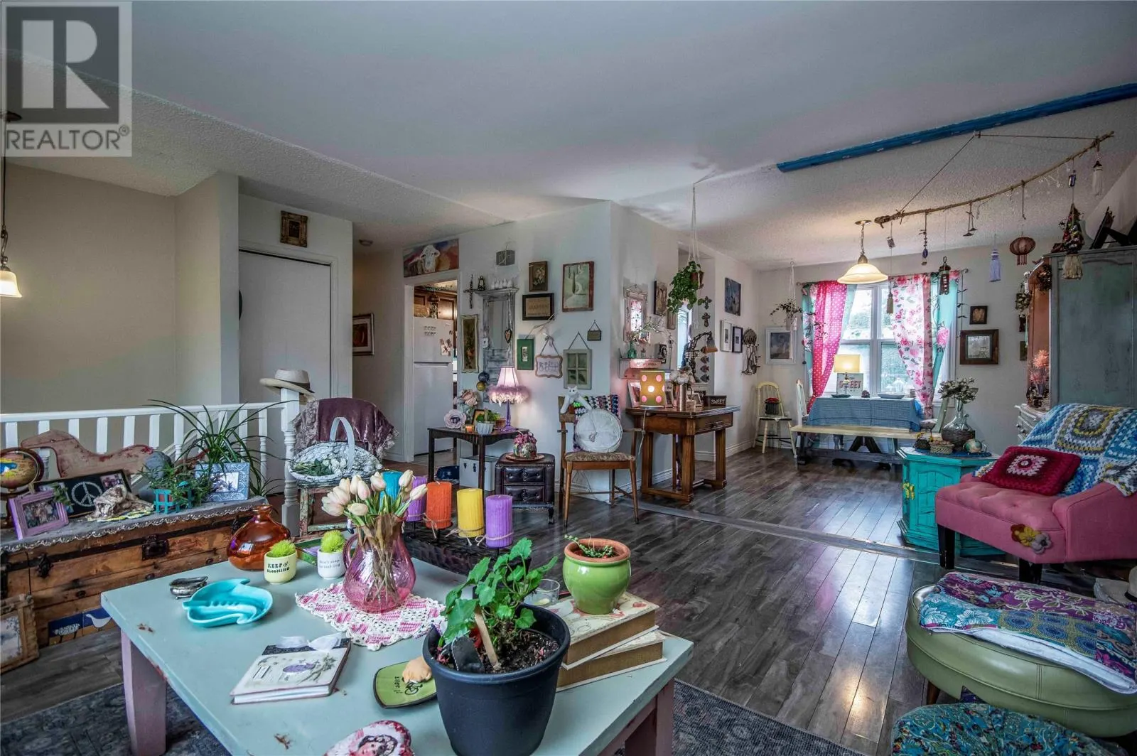 6 Chimo Place