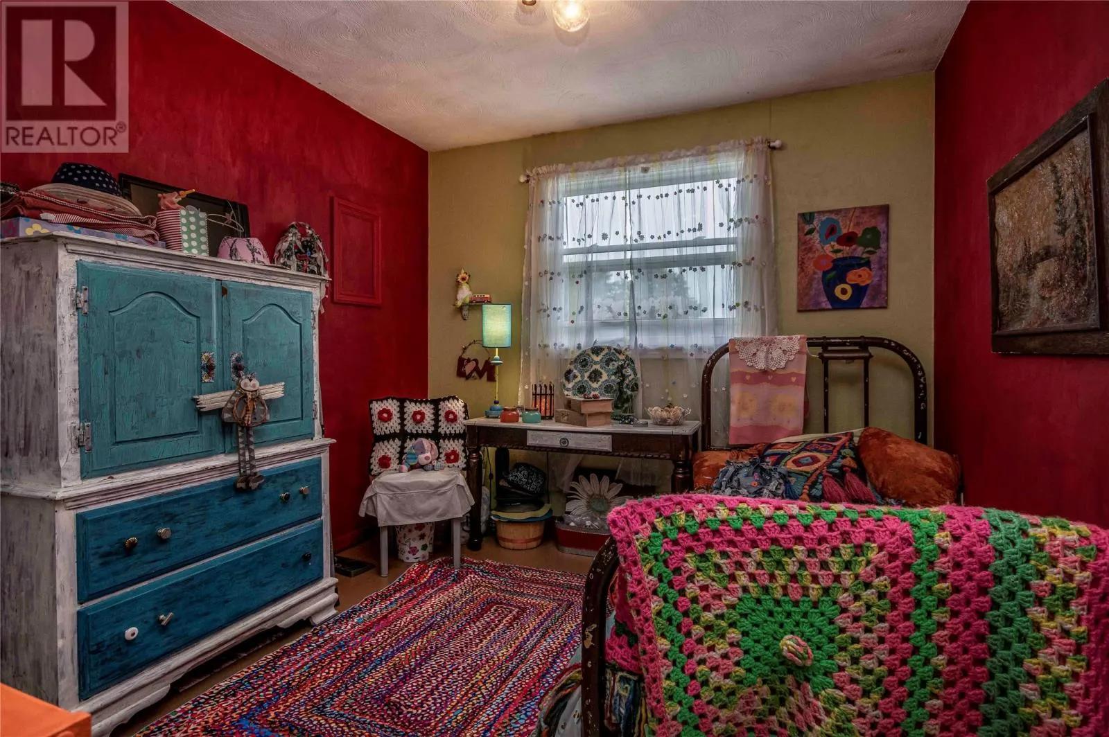 6 Chimo Place