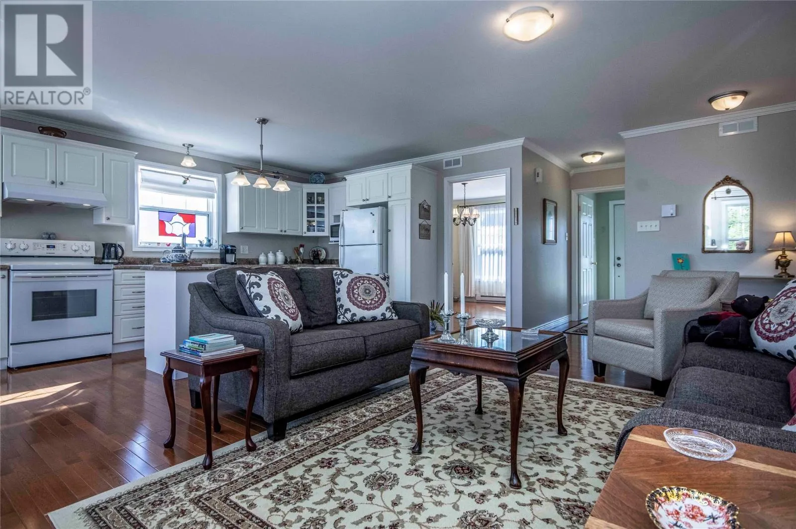 6 Nathaniel Drive