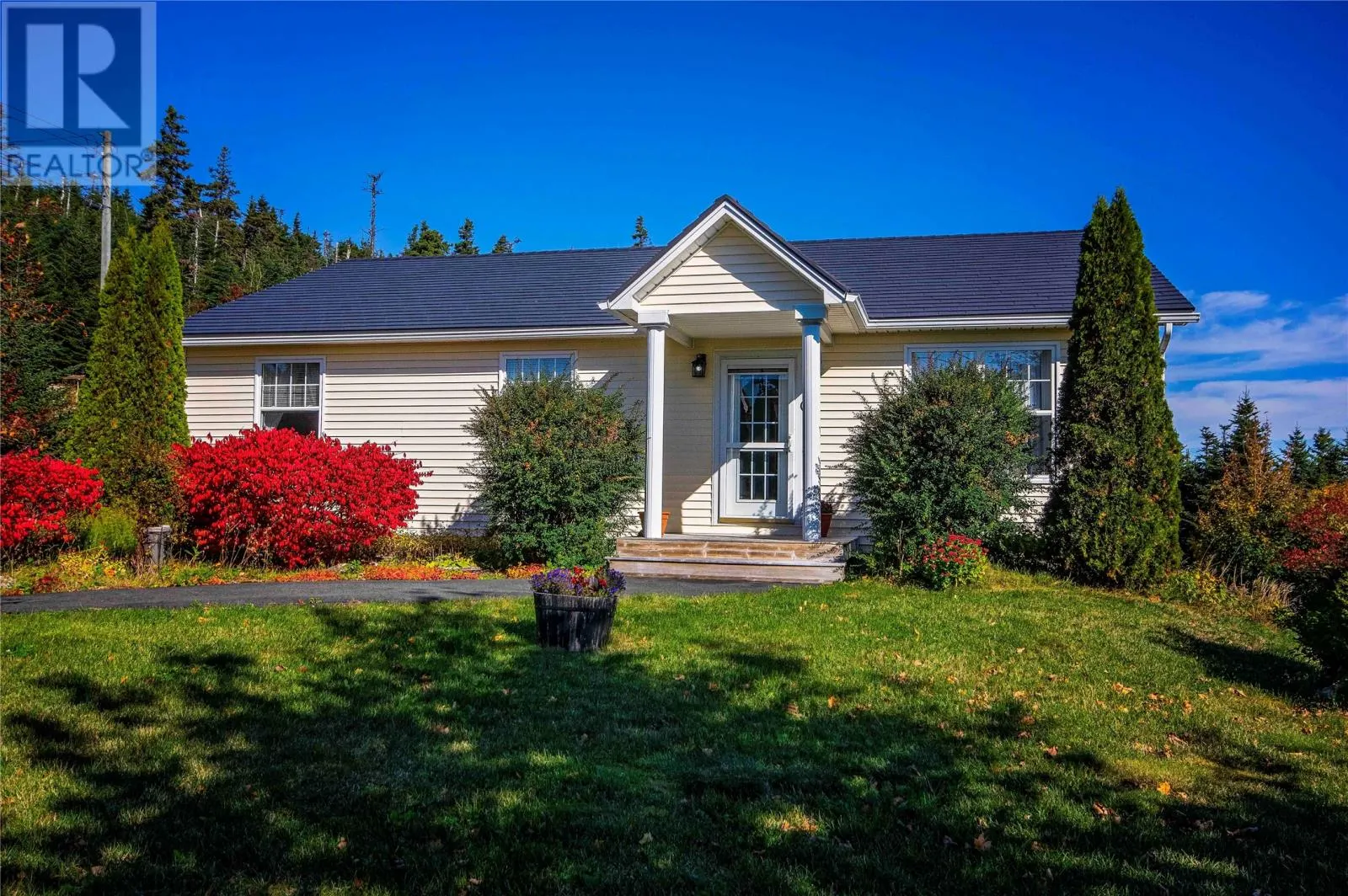 6 Nathaniel Drive