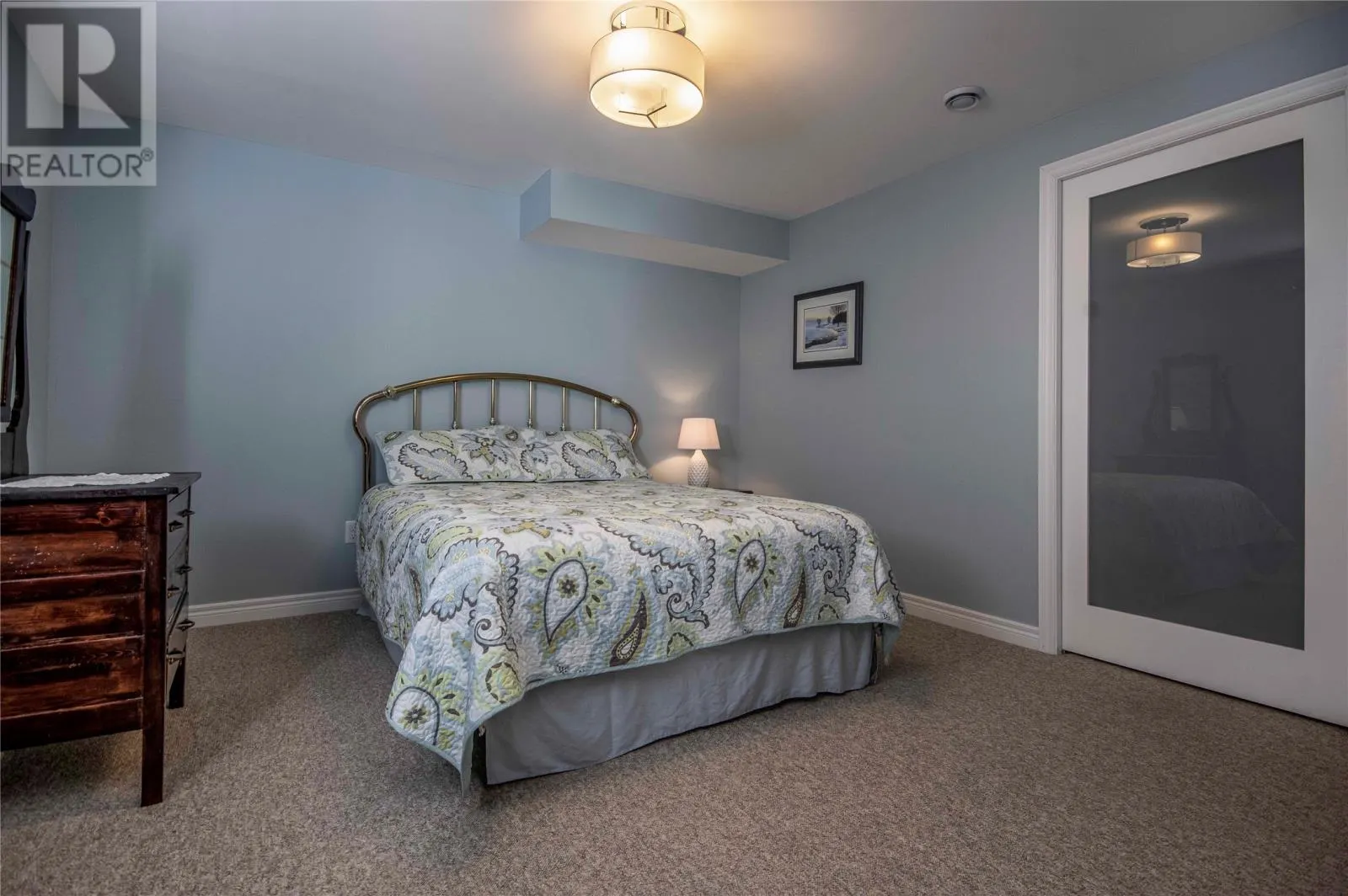 6 Nathaniel Drive