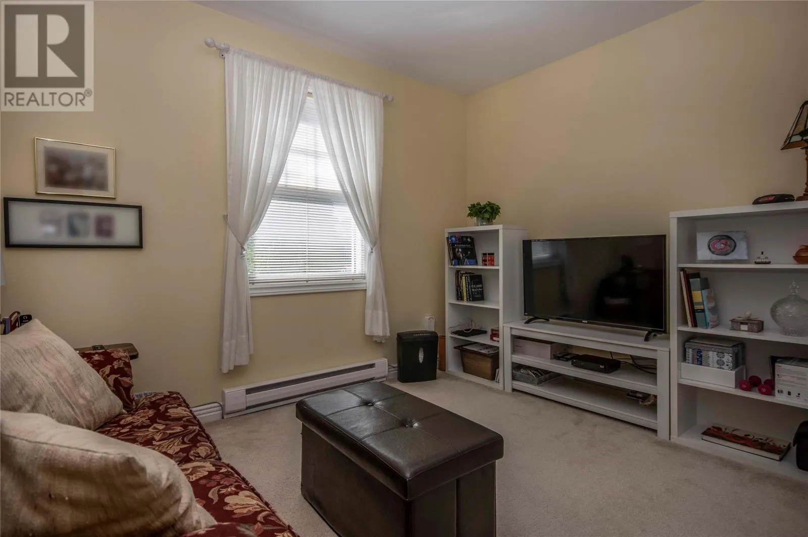 6 Nathaniel Drive