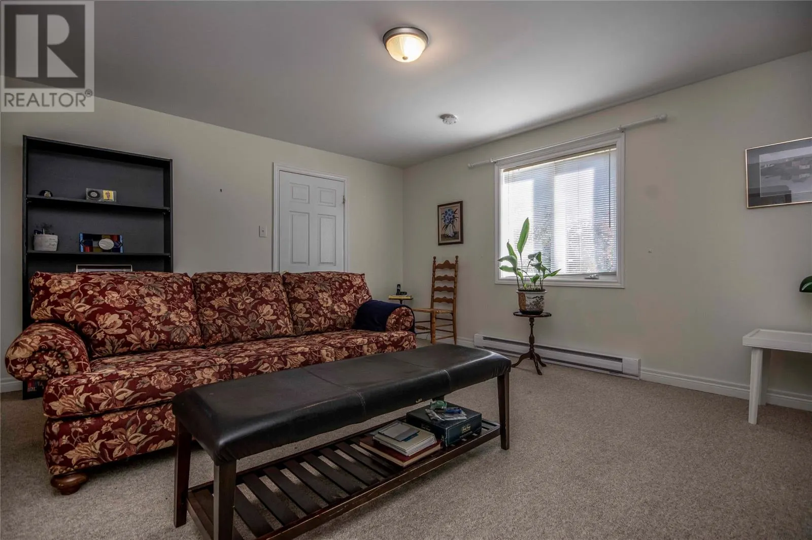 6 Nathaniel Drive