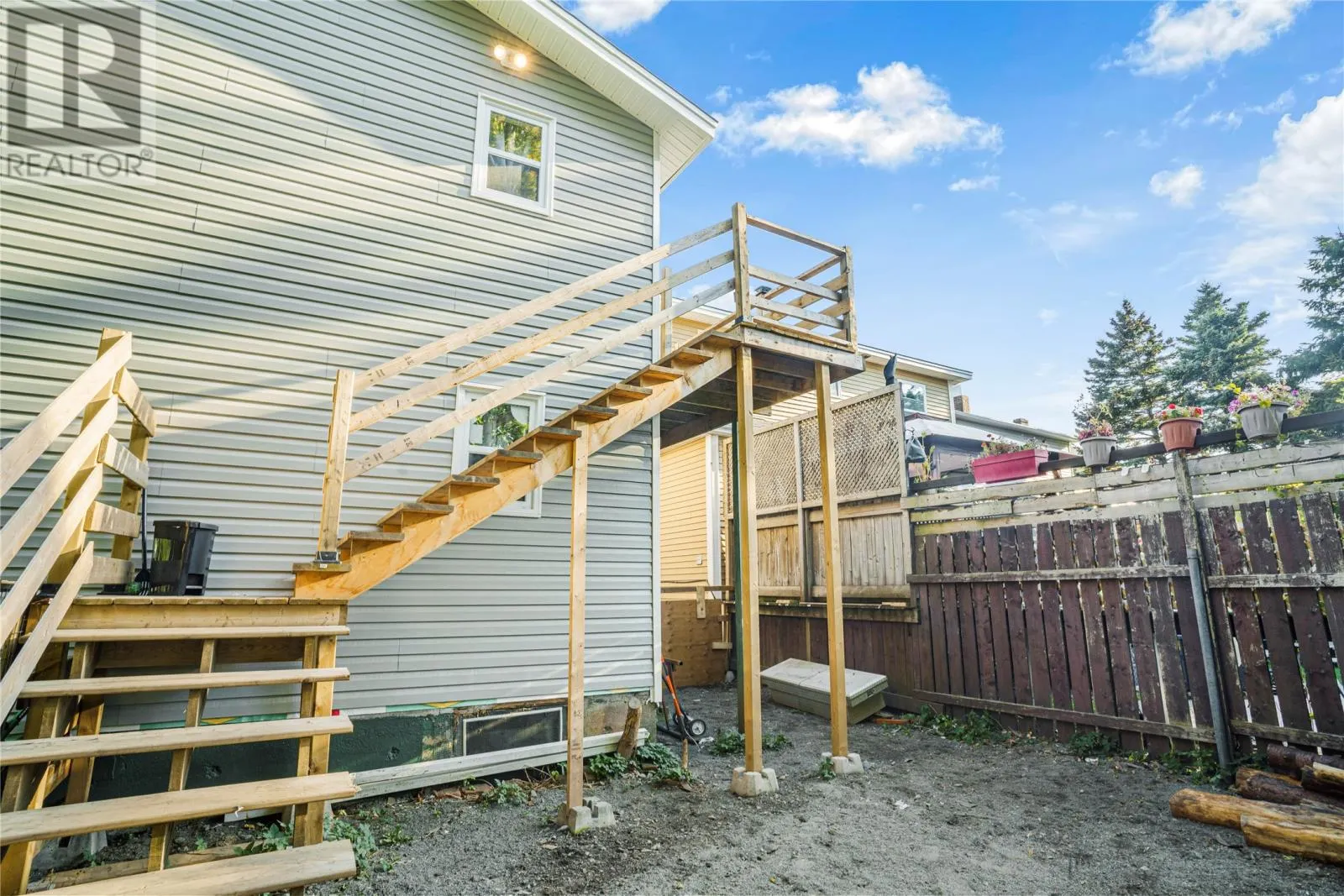 12A Cornwall Avenue