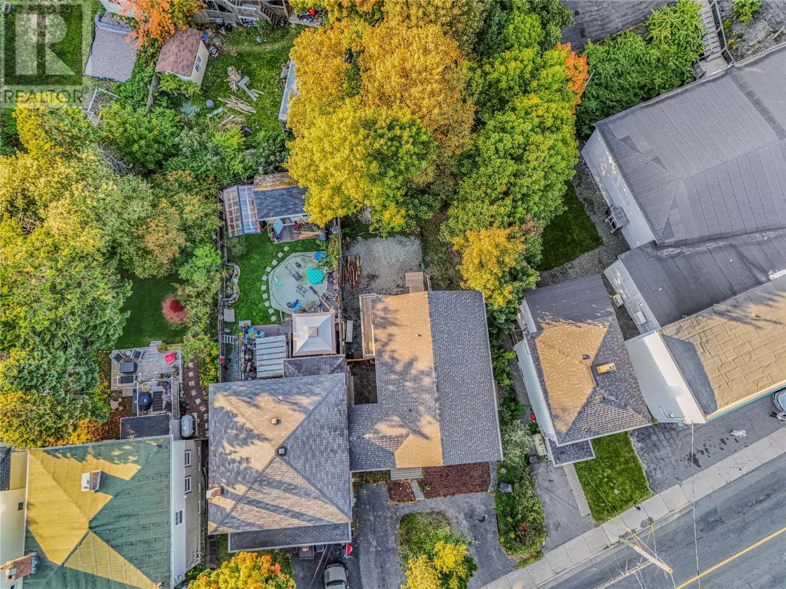 12A Cornwall Avenue