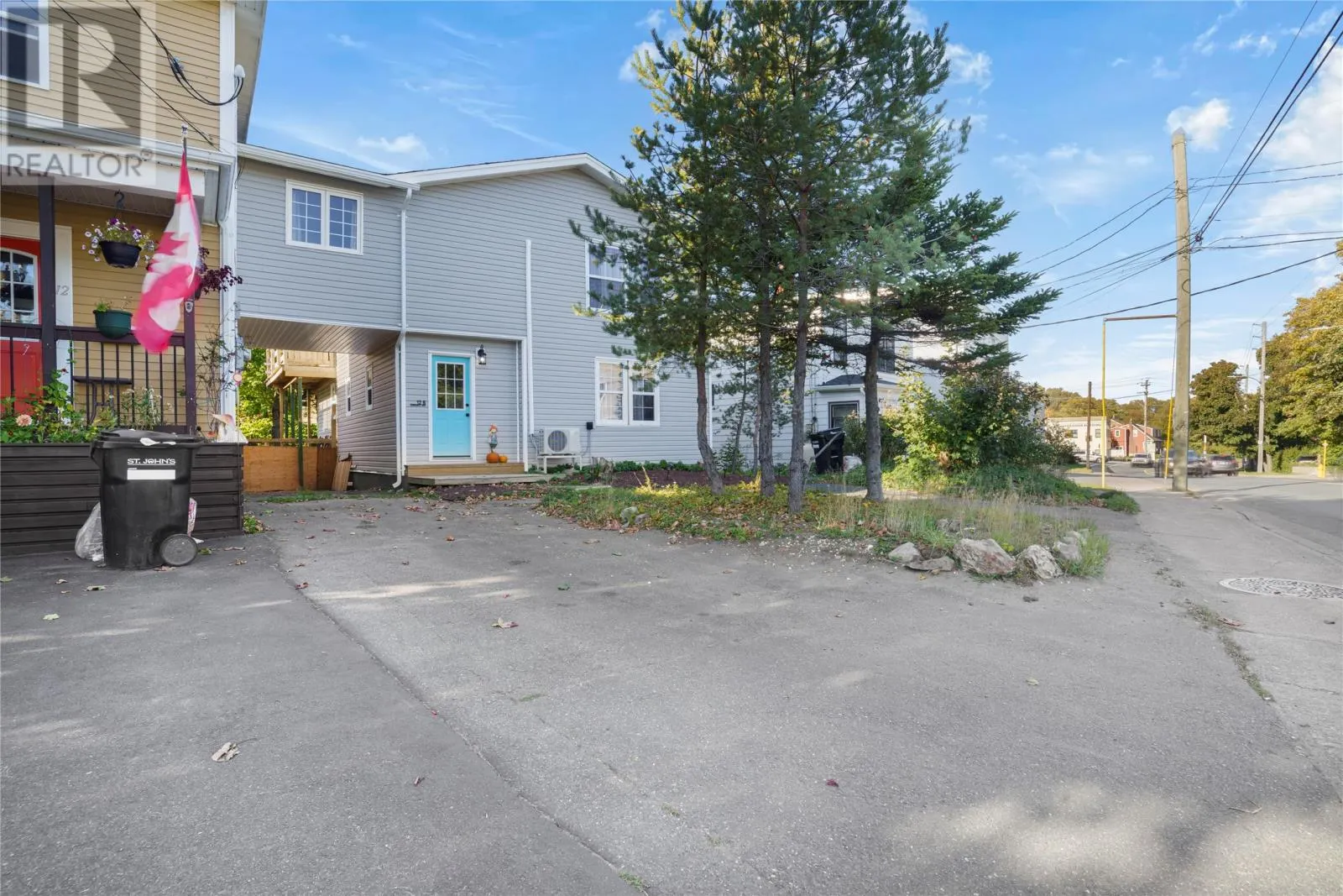 12A Cornwall Avenue