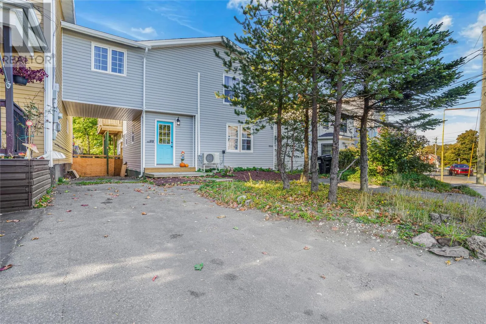 12A Cornwall Avenue