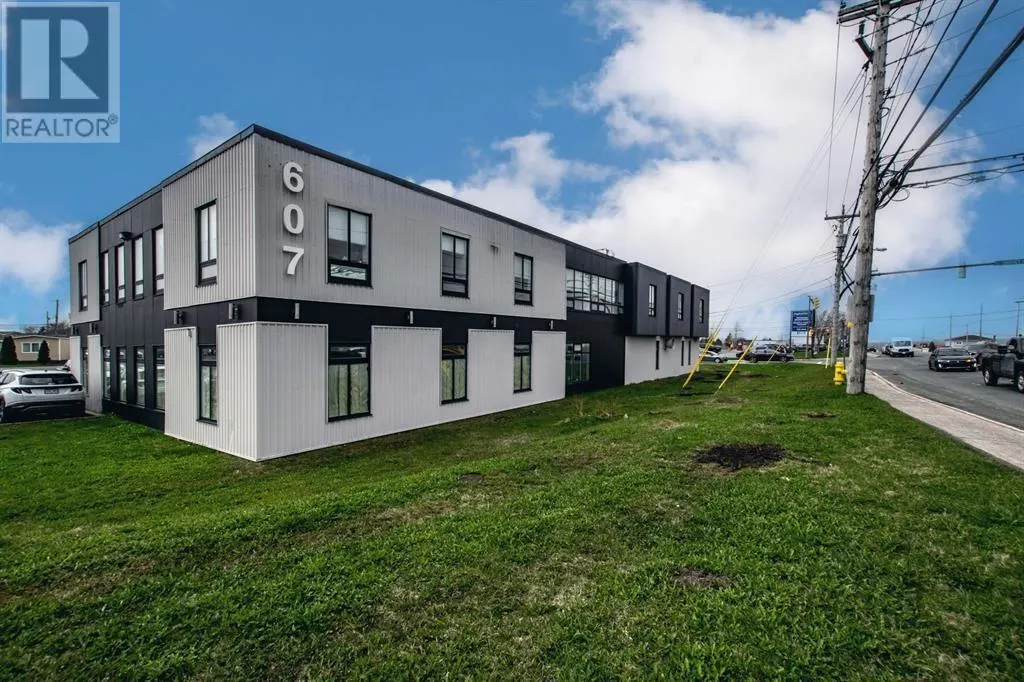 607 Torbay Road