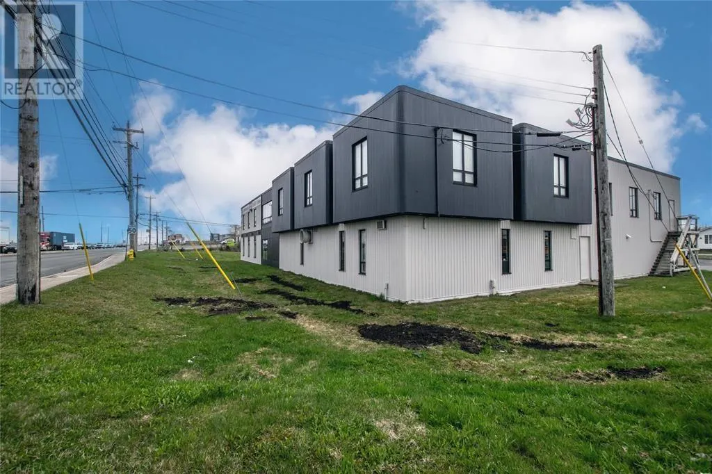 607 Torbay Road