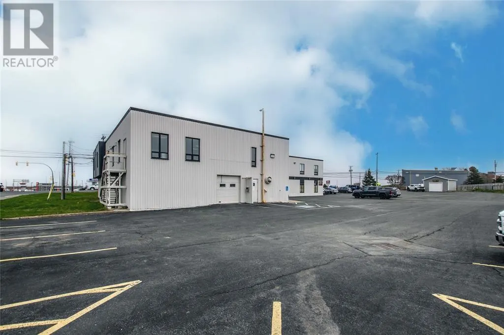 607 Torbay Road