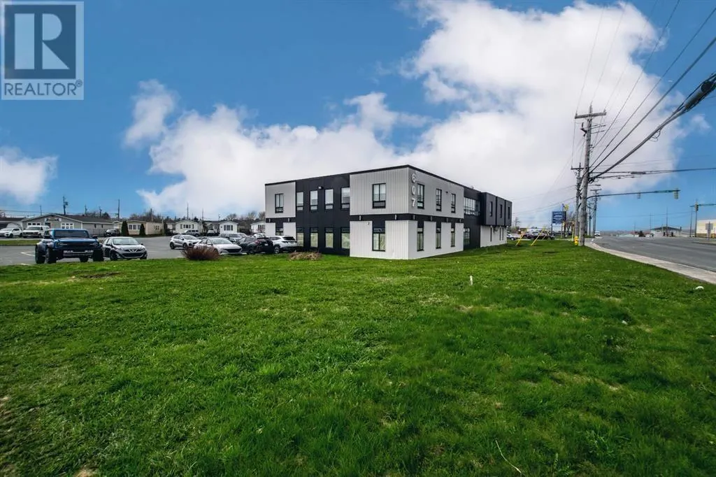 607 Torbay Road