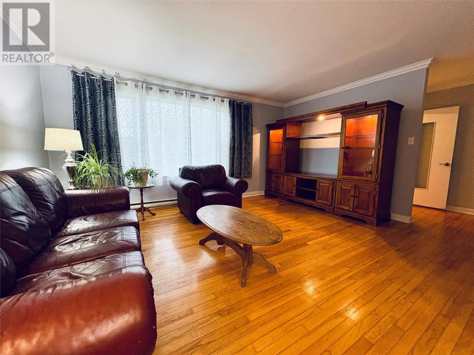51 Roosevelt Avenue
