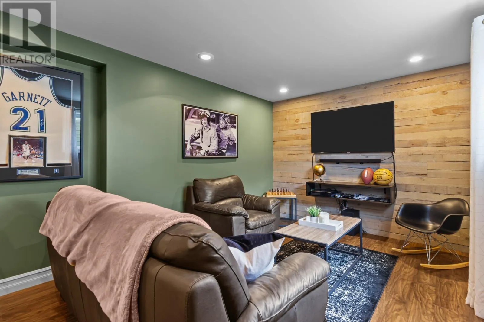 42 COFFEE CREEK Place