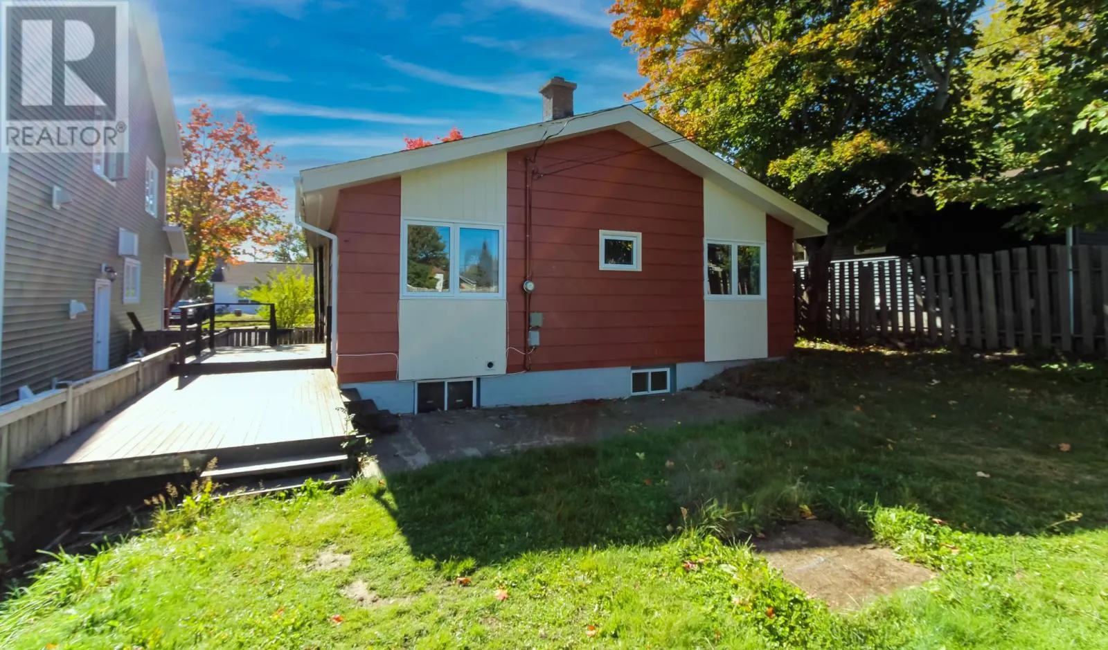 12 Conway Crescent