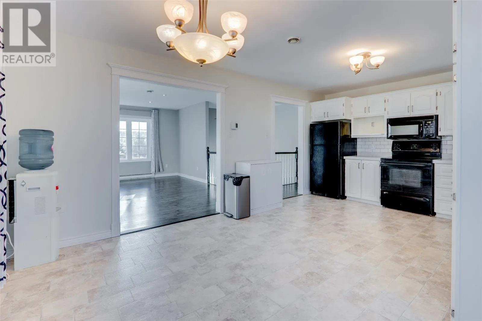 123 Chamberlains Road