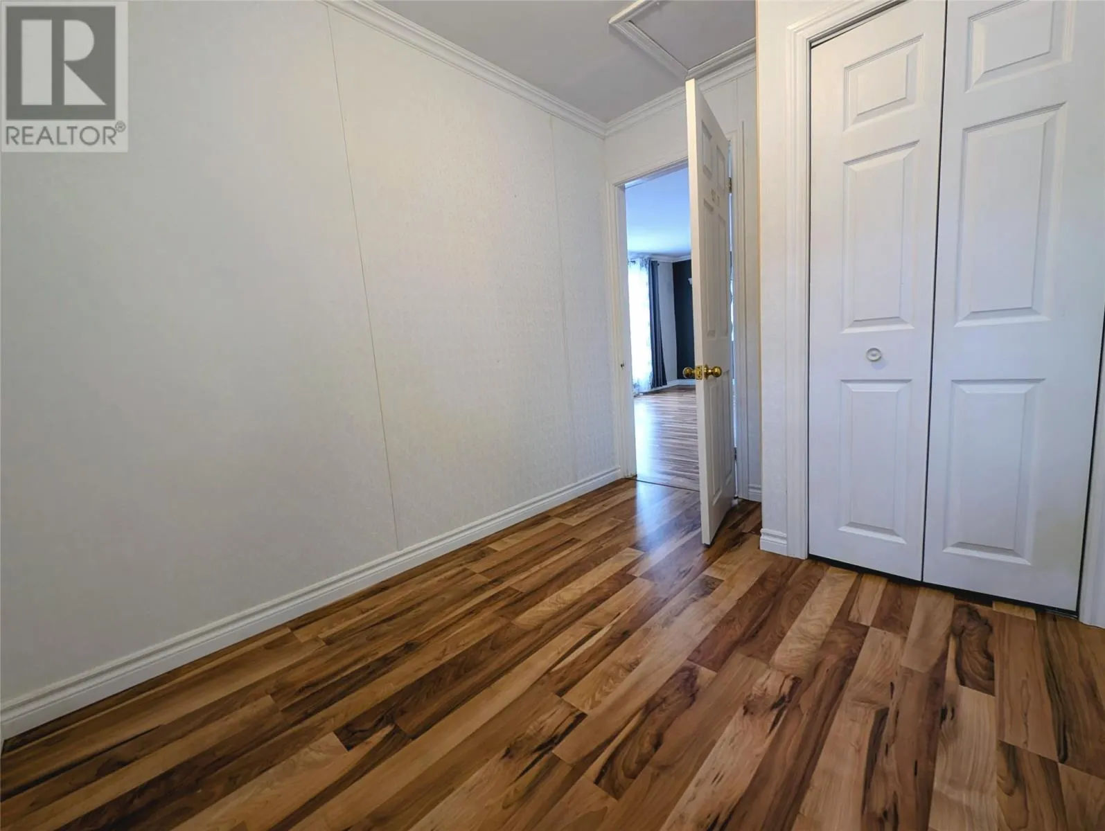 10 Bayview Heights