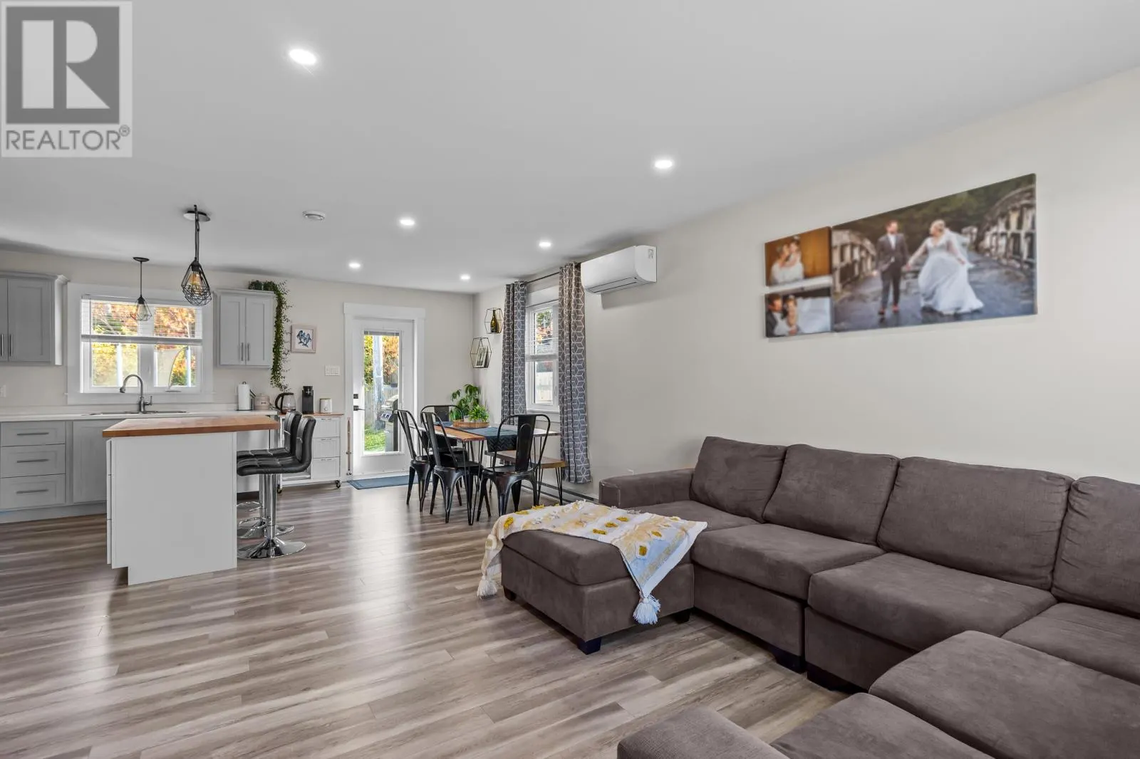 23 Maple Oak Path